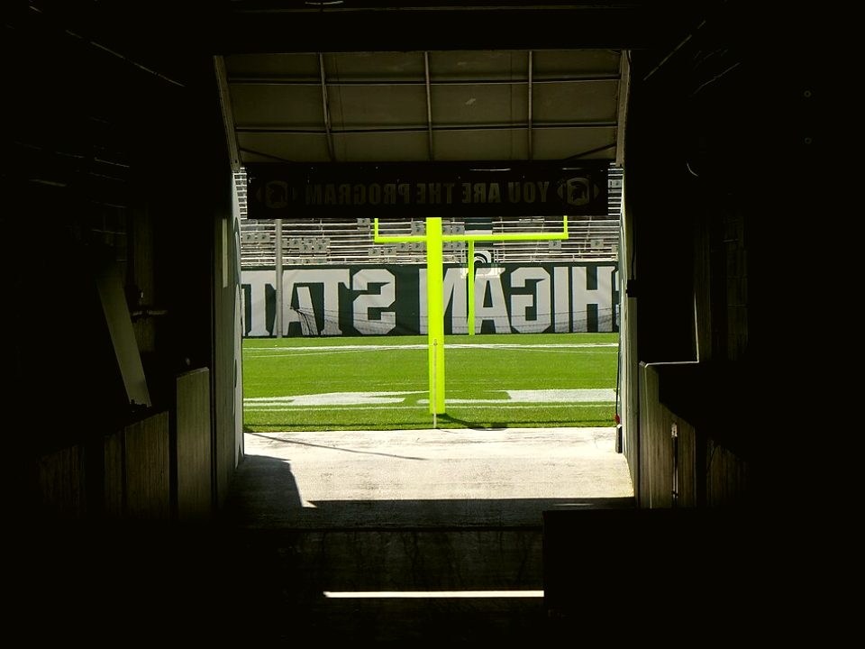 中国各赛区开打！2026和平精英职业联赛PEL中国区正规直播渠道与核对开赛时间与直播时差一览
